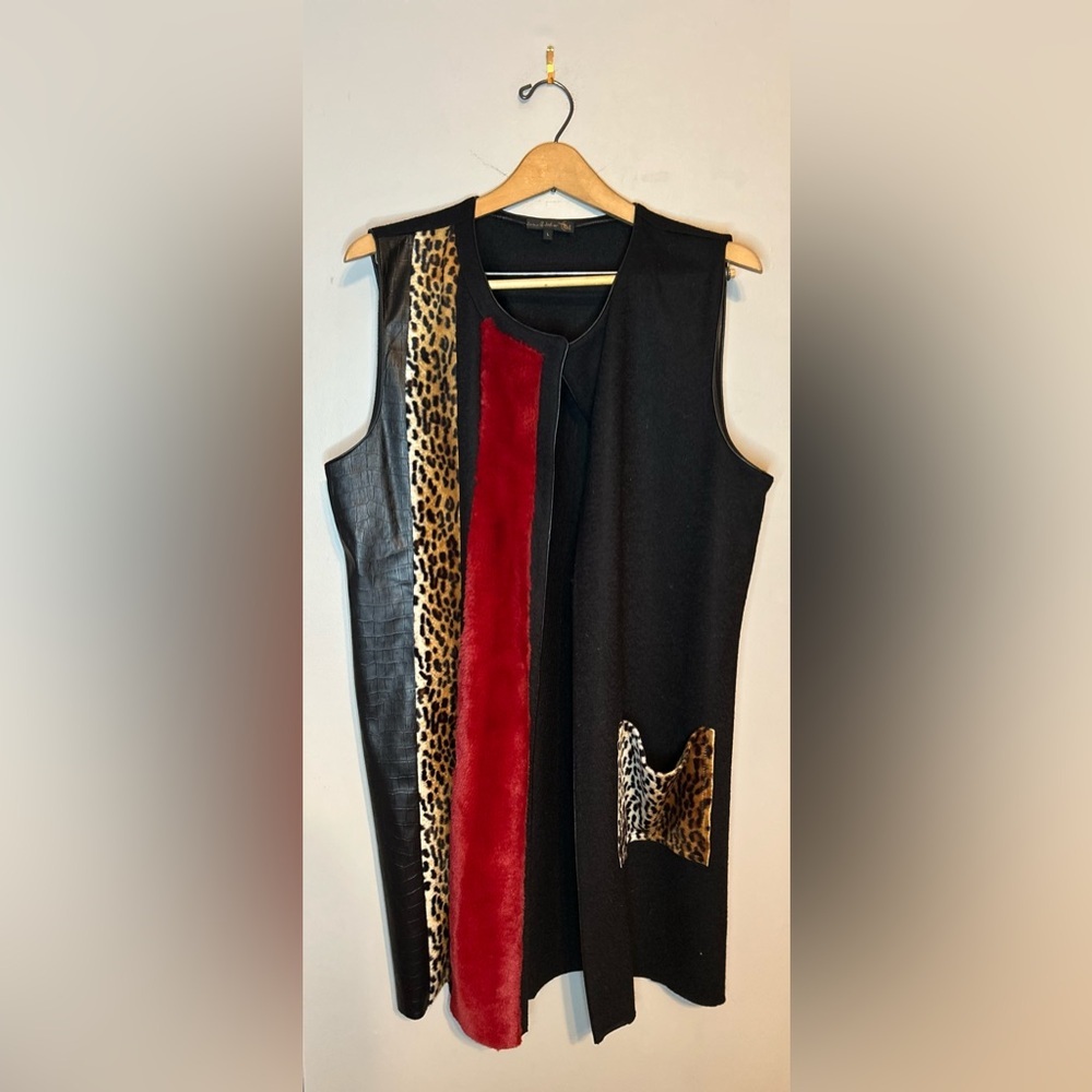 Jane & John mixed fabric vest - Picture 9 of 16